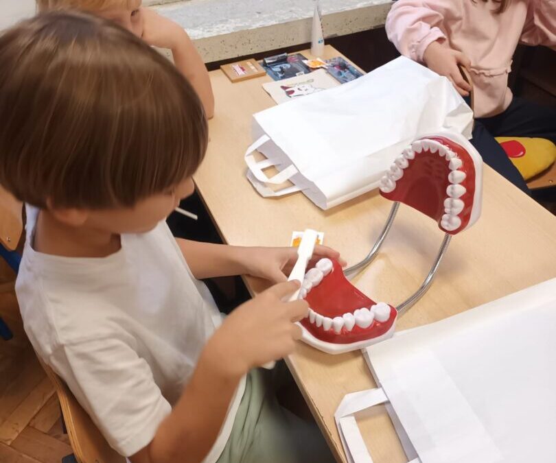 PROJEKT ZDRAVOZUBCI U 1. RAZREDIMA