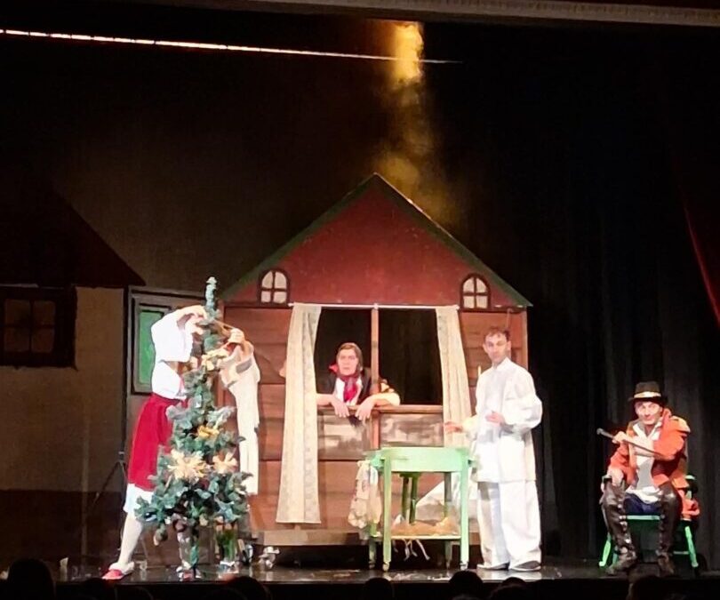 Kazališna predstava Čiča Grinč