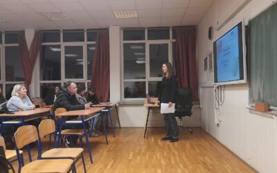 Kad dijete traži slobodu, a roditelj sigurnost ;Predavanje o podršci adolescentima okupilo roditelje u sklopu projekta “Cesarić u Cesariću”
