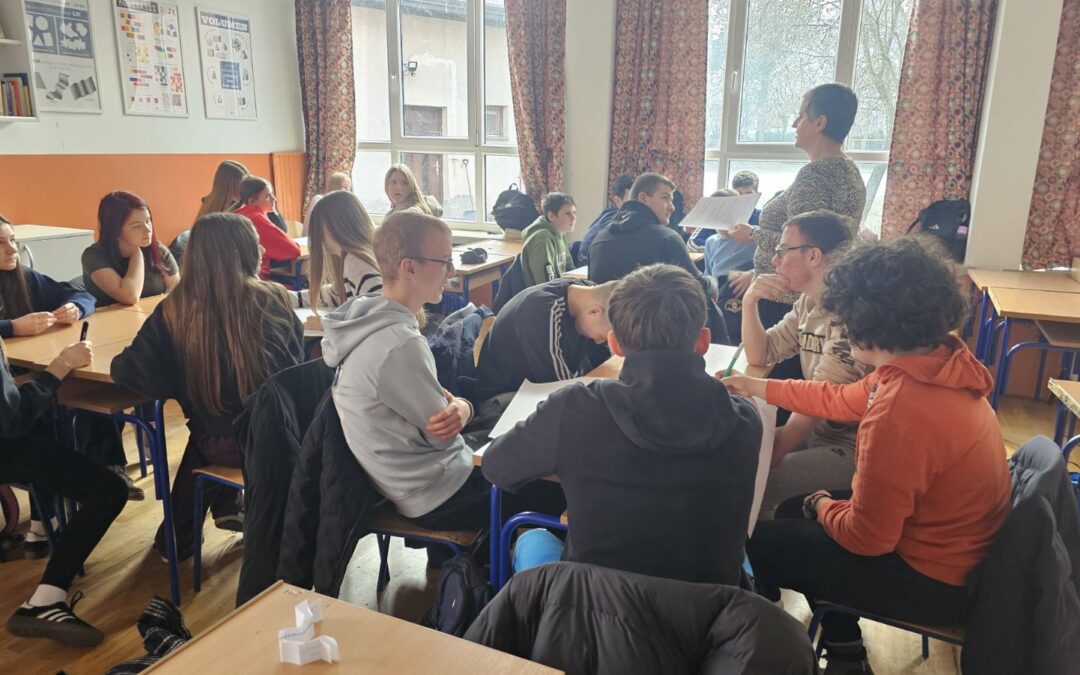 Osmaši u programu Trening socijalnih vještina – radionica „Aktivno slušanje“