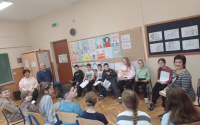 U sklopu projekta Cesarić u Cesariću s temom Djetinjstvo, učenici 3.c su odradili intervju s bakom Krunom i didom Vladom Klanfar.