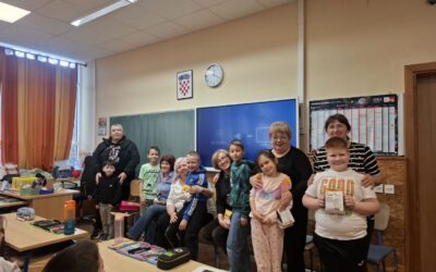 Učenici 2.a razreda sudjelovali su u radionici „Djetinjstvo nekada i danas“