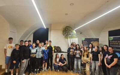 Sedmaši posjetili izložbu „Dabar i vlažna staništa“ u Gradskom muzeju Požega